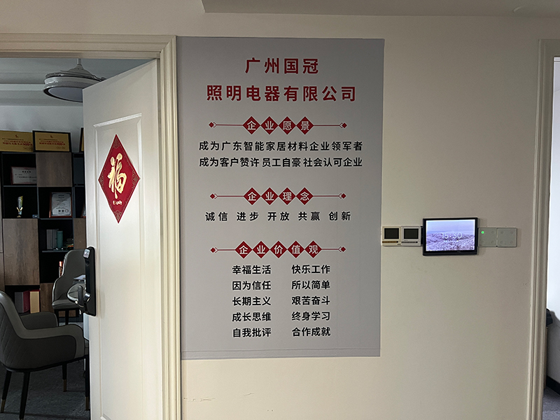 9ad6c987-38fd-4d70-9735-5165dccdcb12.jpg